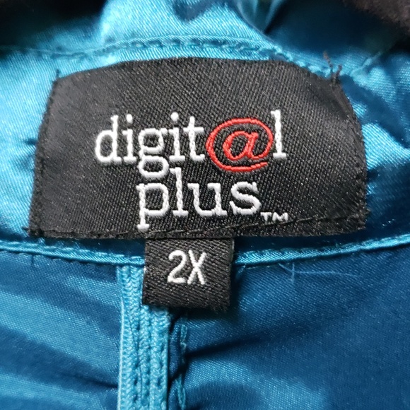 Beautiful Green Satin Gathered Blouse For Special Occasions (nwot) - Picture 3 of 5